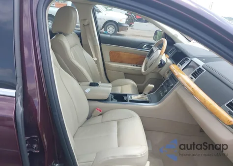 2011 Lincoln Mks from USA, damaged, VIN 1LNHL9ER2BG609702